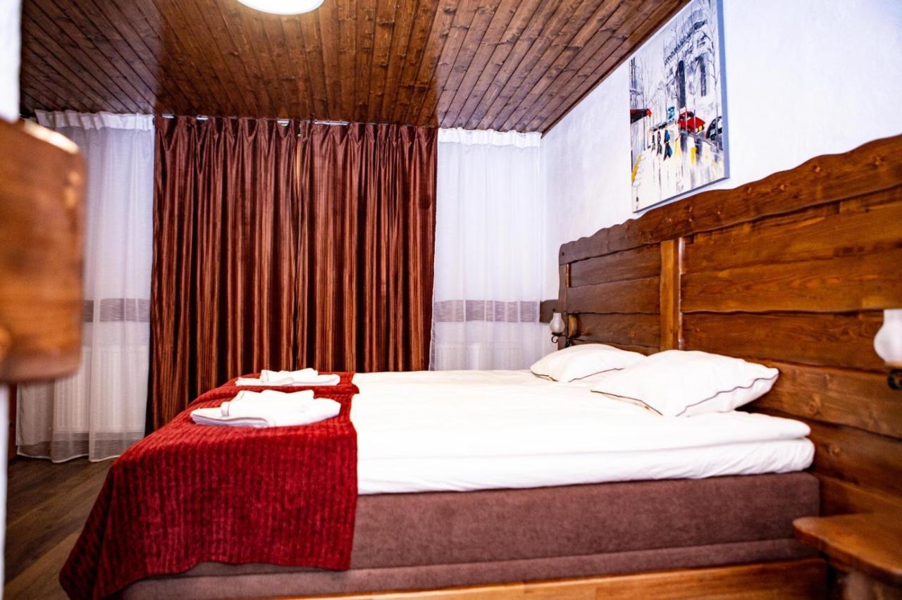 Hotel Vila Swe Sar Curtea de Argeş Esterno foto