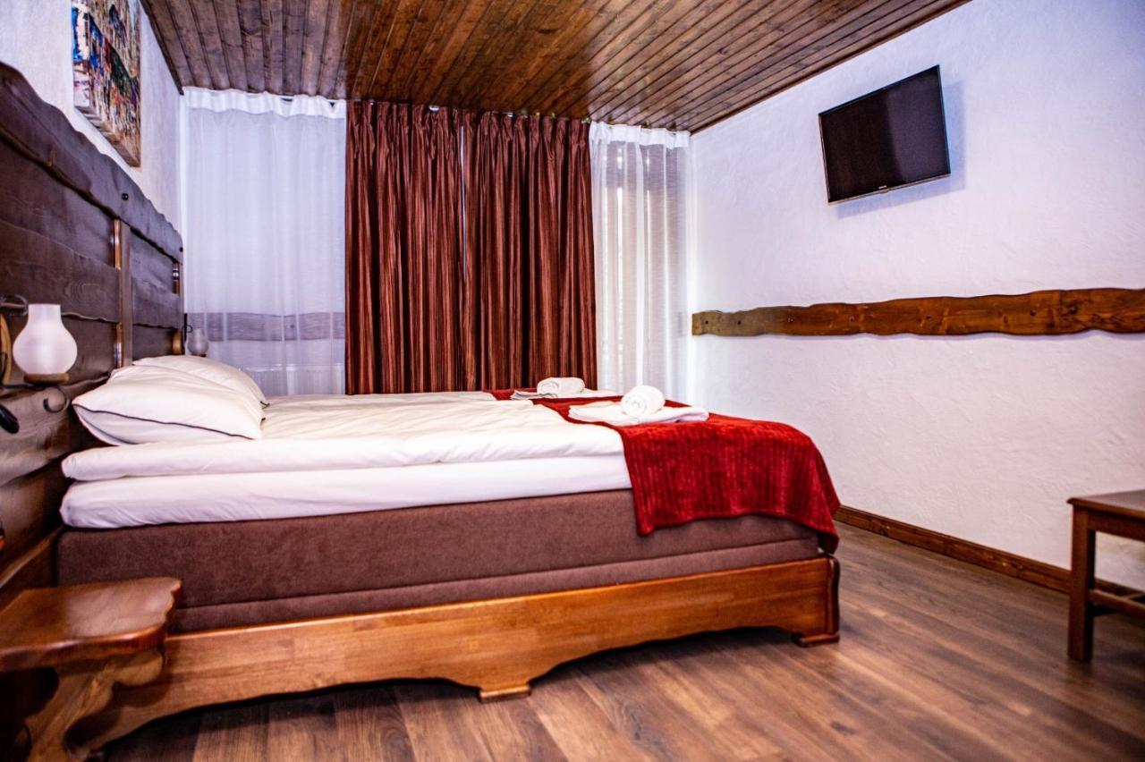 Hotel Vila Swe Sar Curtea de Argeş Esterno foto