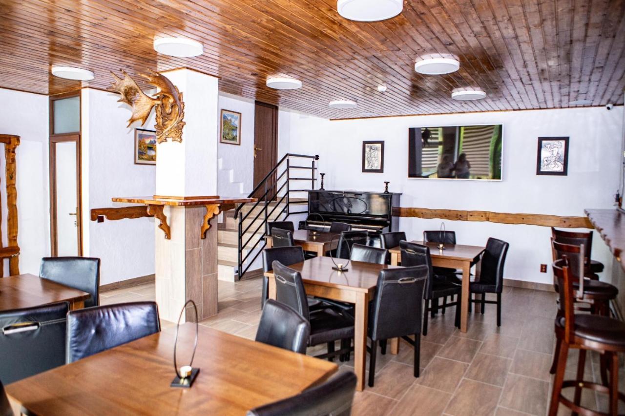 Hotel Vila Swe Sar Curtea de Argeş Esterno foto
