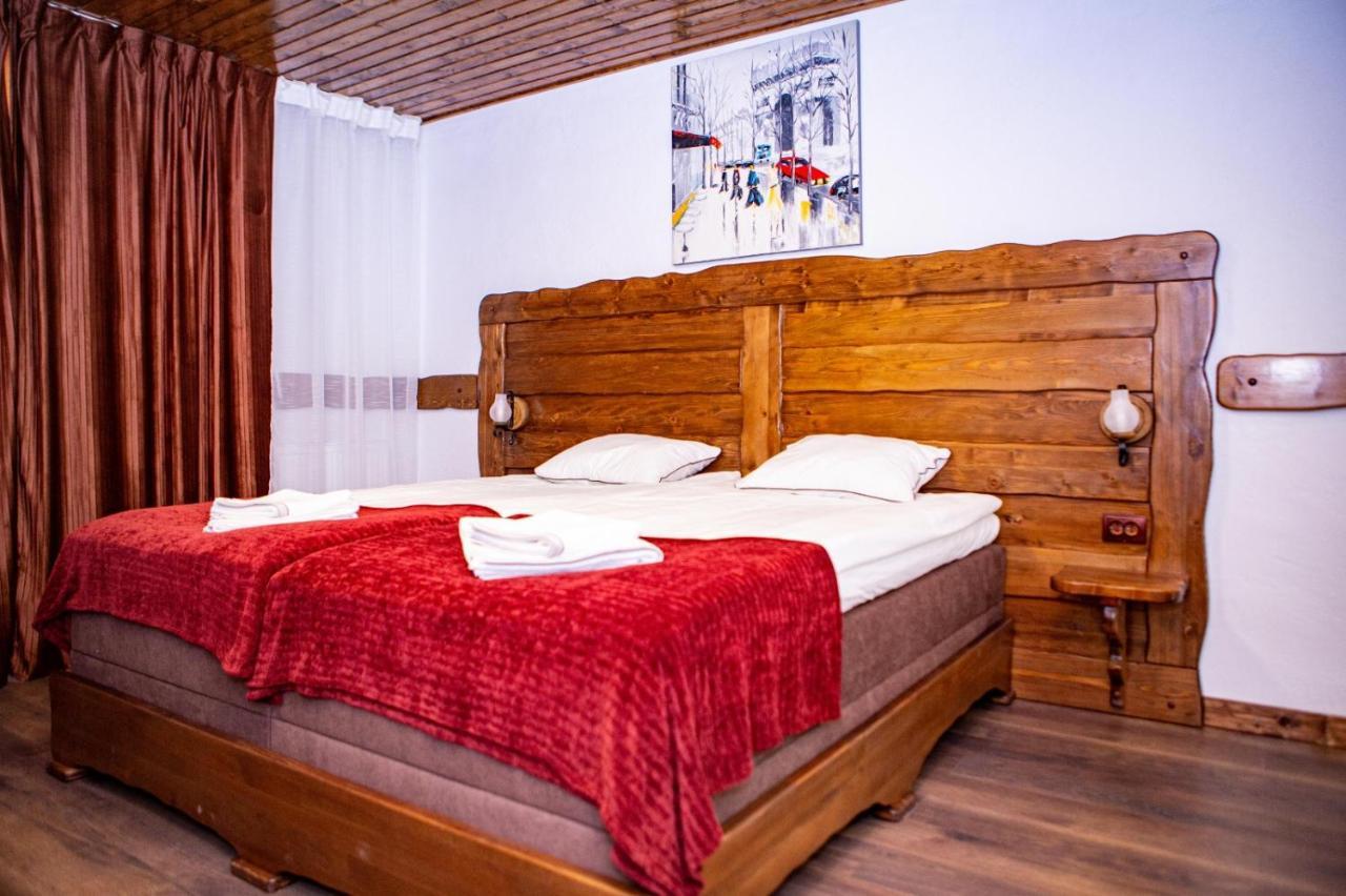 Hotel Vila Swe Sar Curtea de Argeş Esterno foto