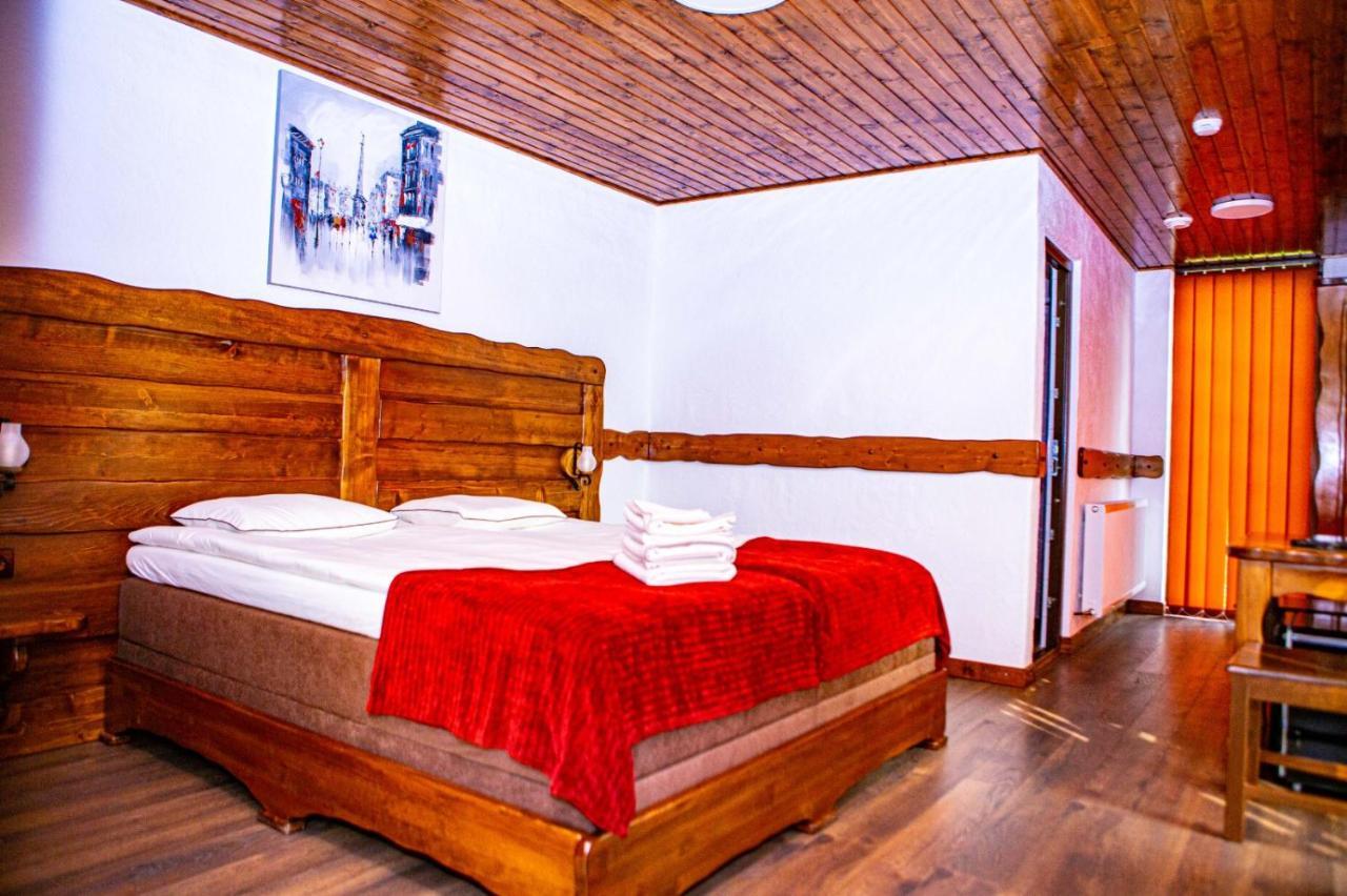 Hotel Vila Swe Sar Curtea de Argeş Esterno foto