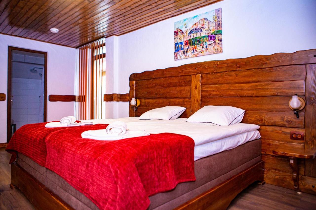 Hotel Vila Swe Sar Curtea de Argeş Esterno foto