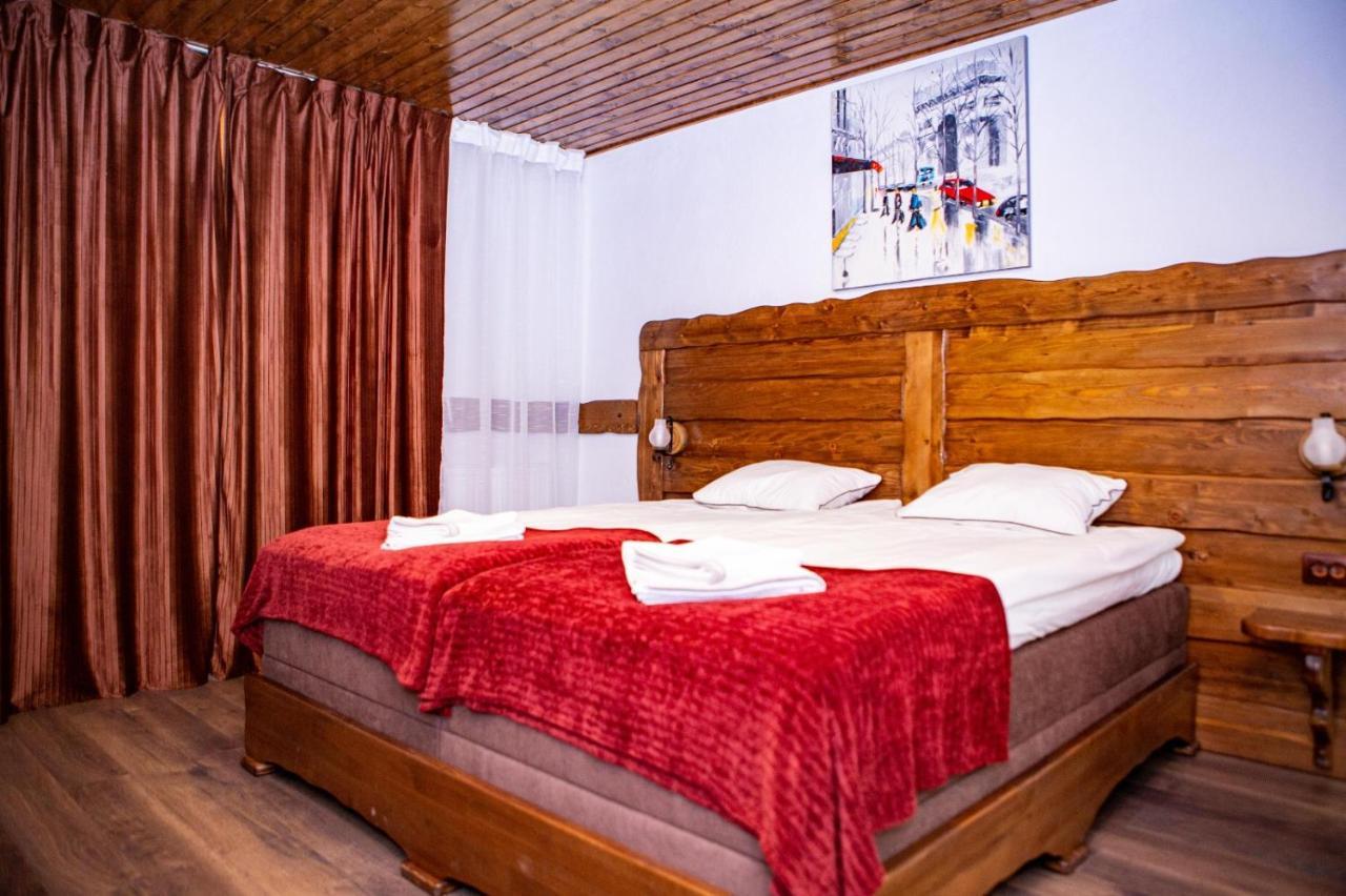 Hotel Vila Swe Sar Curtea de Argeş Esterno foto